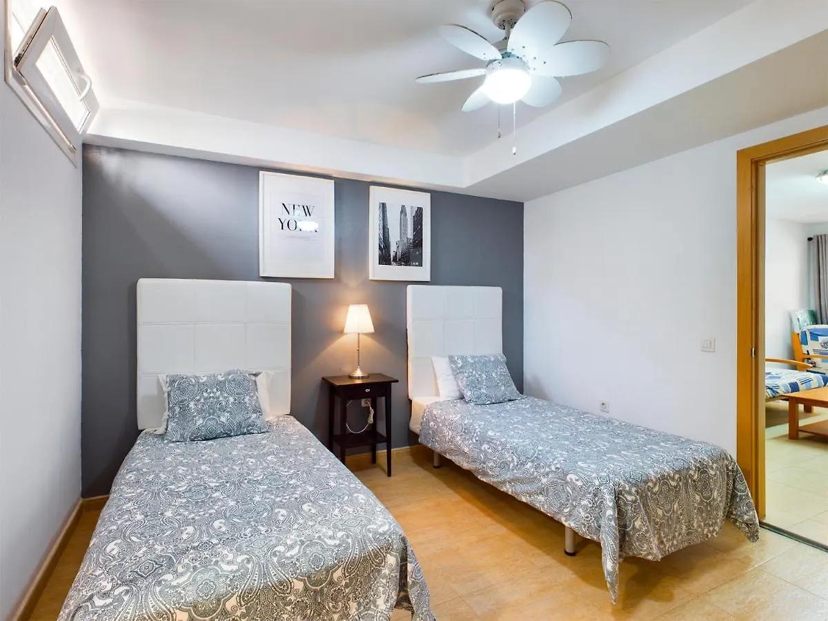 Modern 3 Bedroom House With Large Pool And Fast Internet, 100Ft From The Sea - Sleeps 6 Caleta De Fuste 0*,