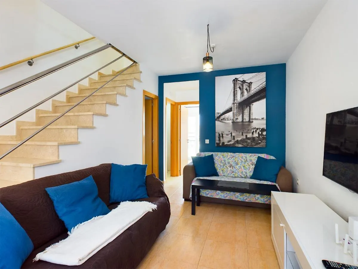 Holiday home Modern 3 Bedroom House With Large Pool And Fast Internet, 100Ft From The Sea - Sleeps 6 Caleta De Fuste