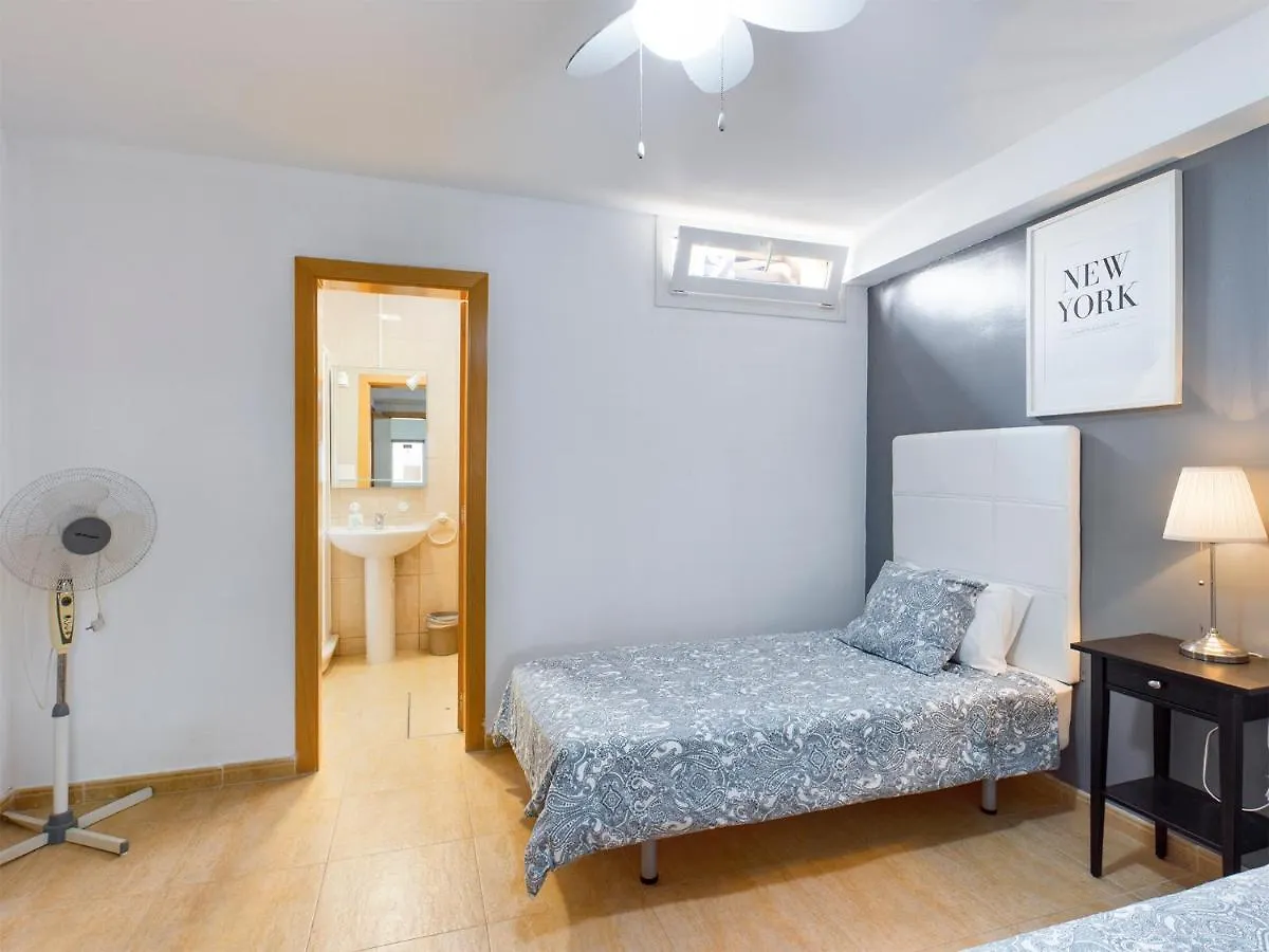 Modern 3 Bedroom House With Large Pool And Fast Internet, 100Ft From The Sea - Sleeps 6 Caleta De Fuste Spanyolország