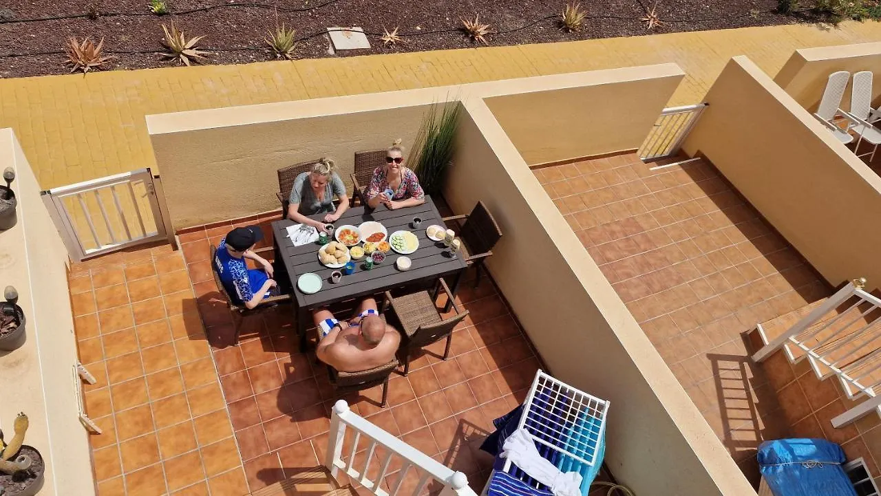 Modern 3 Bedroom House With Large Pool And Fast Internet, 100Ft From The Sea - Sleeps 6 Caleta De Fuste 0*,