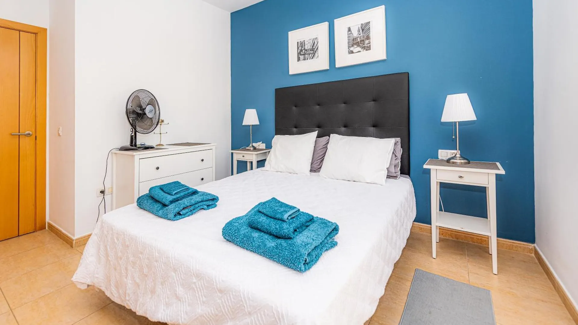 Modern 3 Bedroom House With Large Pool And Fast Internet, 100Ft From The Sea - Sleeps 6 Caleta De Fuste