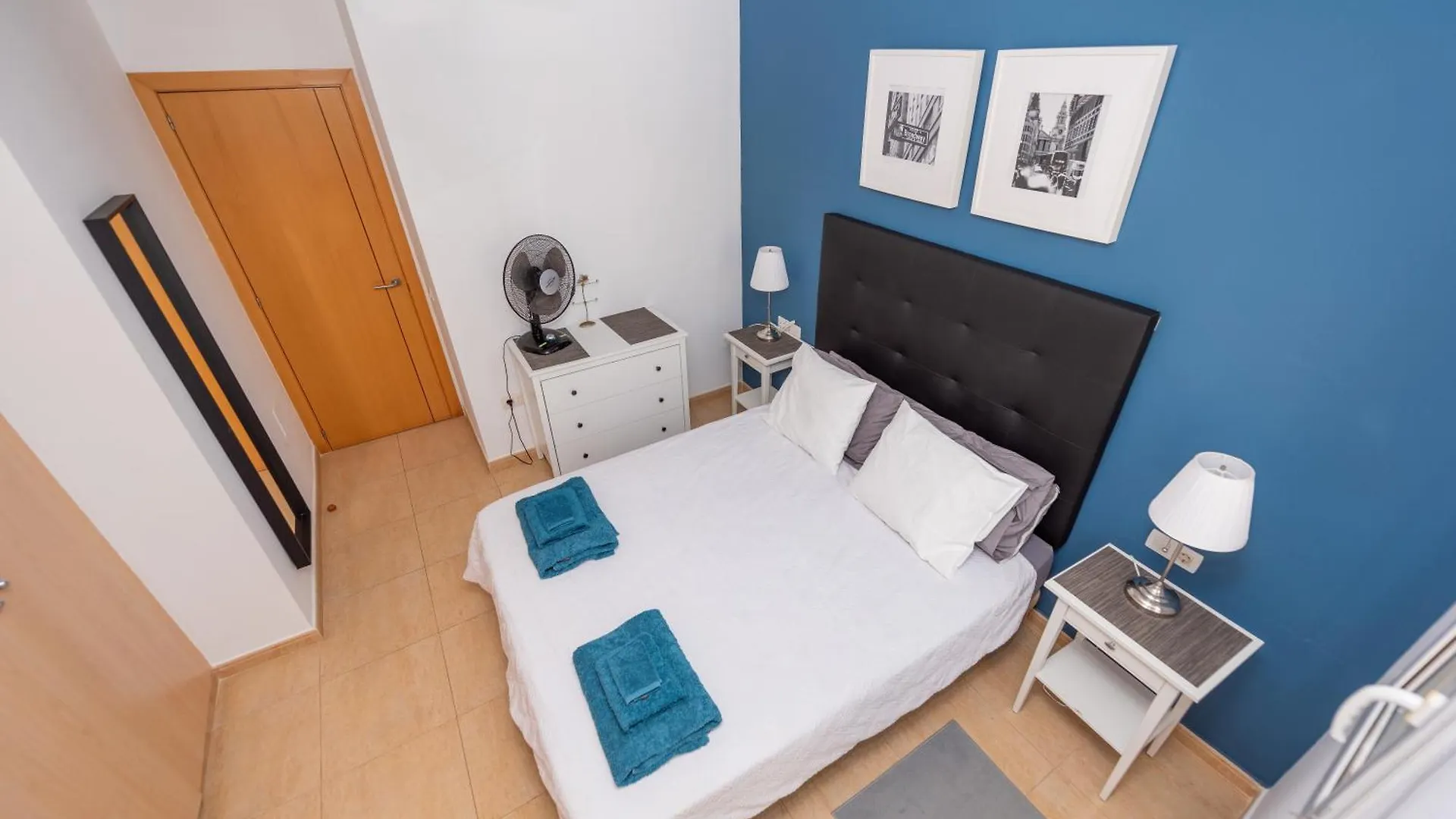 Modern 3 Bedroom House With Large Pool And Fast Internet, 100Ft From The Sea - Sleeps 6 Caleta De Fuste Holiday home