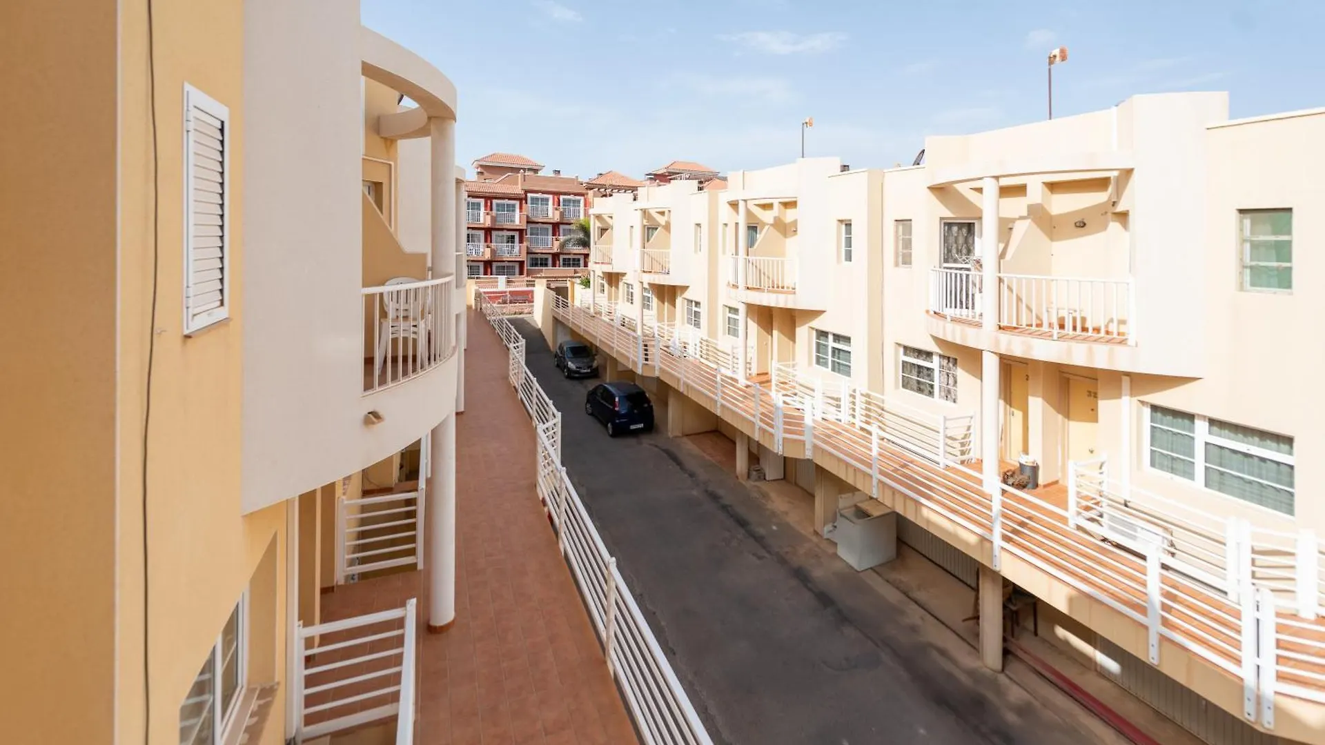 Modern 3 Bedroom House With Large Pool And Fast Internet, 100Ft From The Sea - Sleeps 6 Caleta De Fuste Holiday home