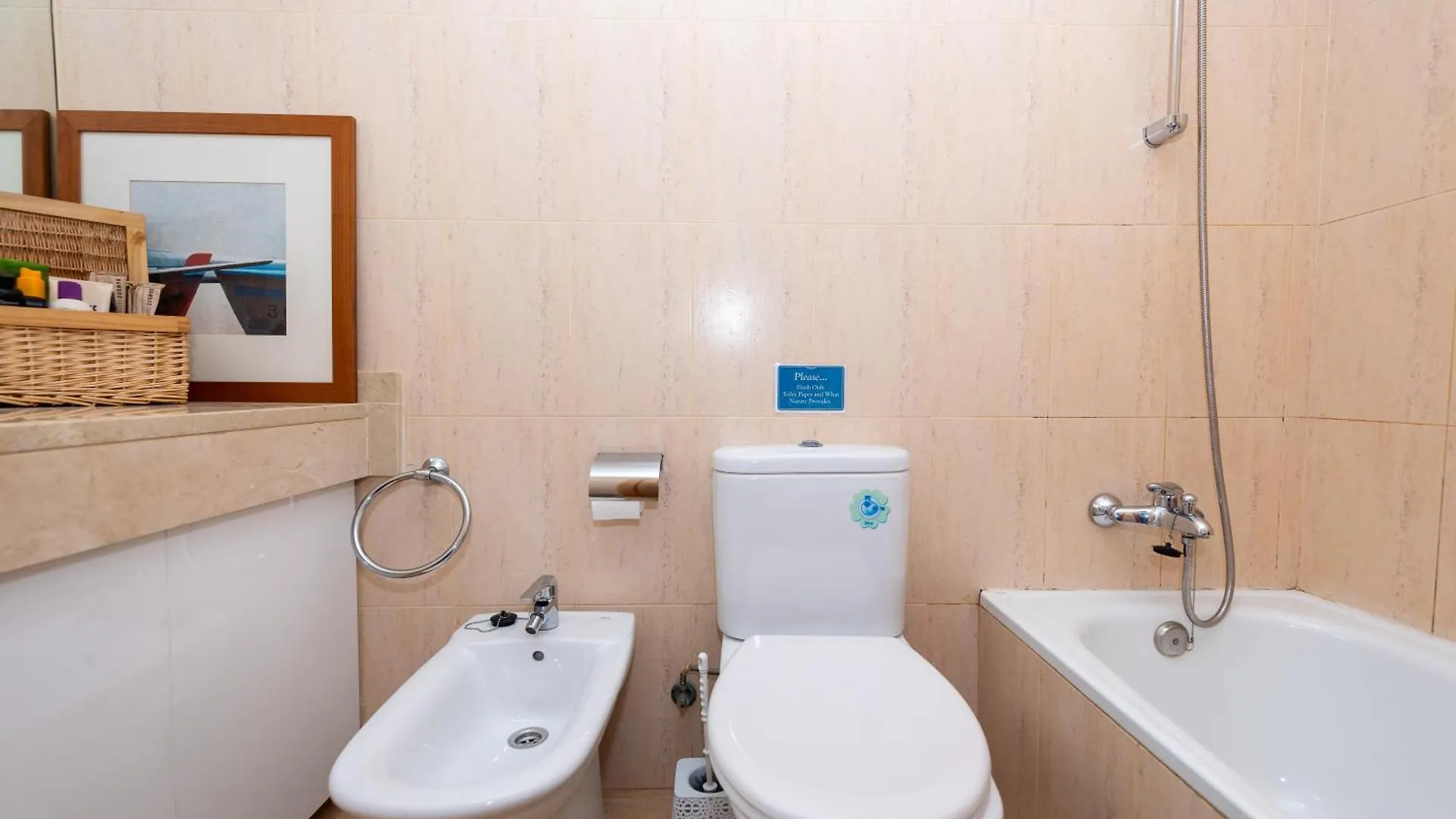 Modern 3 Bedroom House With Large Pool And Fast Internet, 100Ft From The Sea - Sleeps 6 Caleta De Fuste