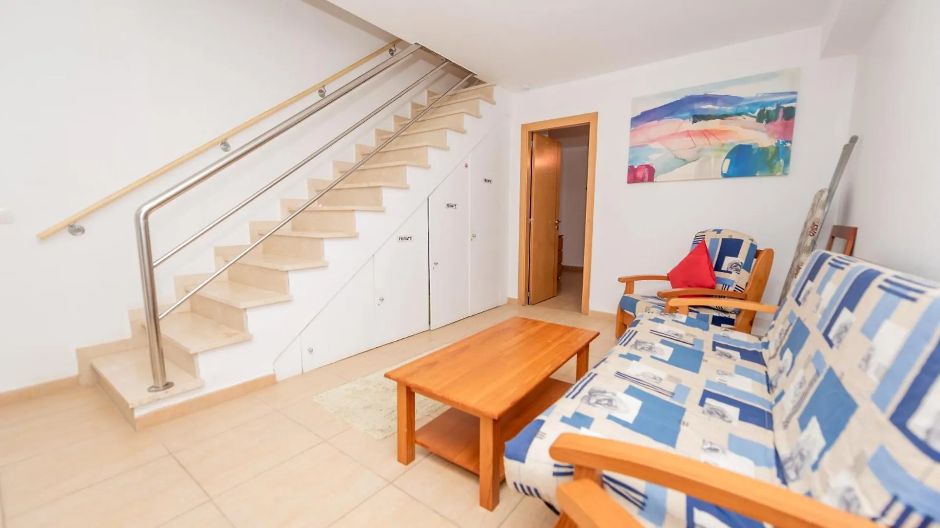Modern 3 Bedroom House With Large Pool And Fast Internet, 100Ft From The Sea - Sleeps 6 Caleta De Fuste